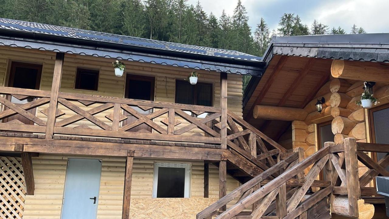 Pensiunea Mireasma Bucovinei Crucea Buitenkant foto